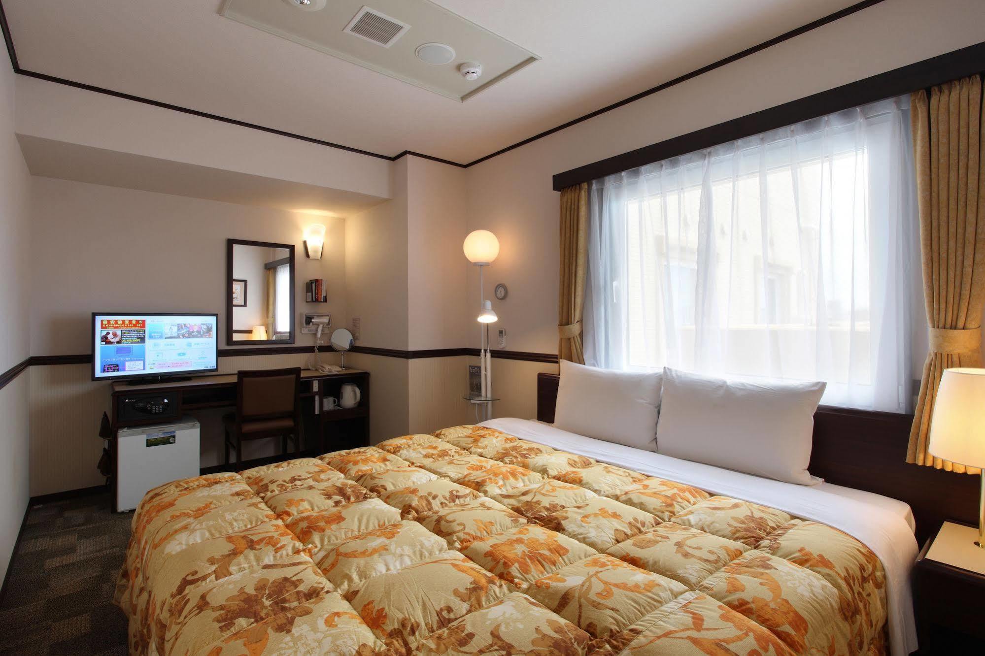 Toyoko Inn Saitama Shintoshin Экстерьер фото